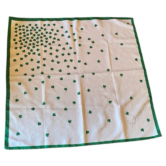Ireland White Green Clover Scarf 26x27 Women's Lightweight Polyester - Picture 3 of 6